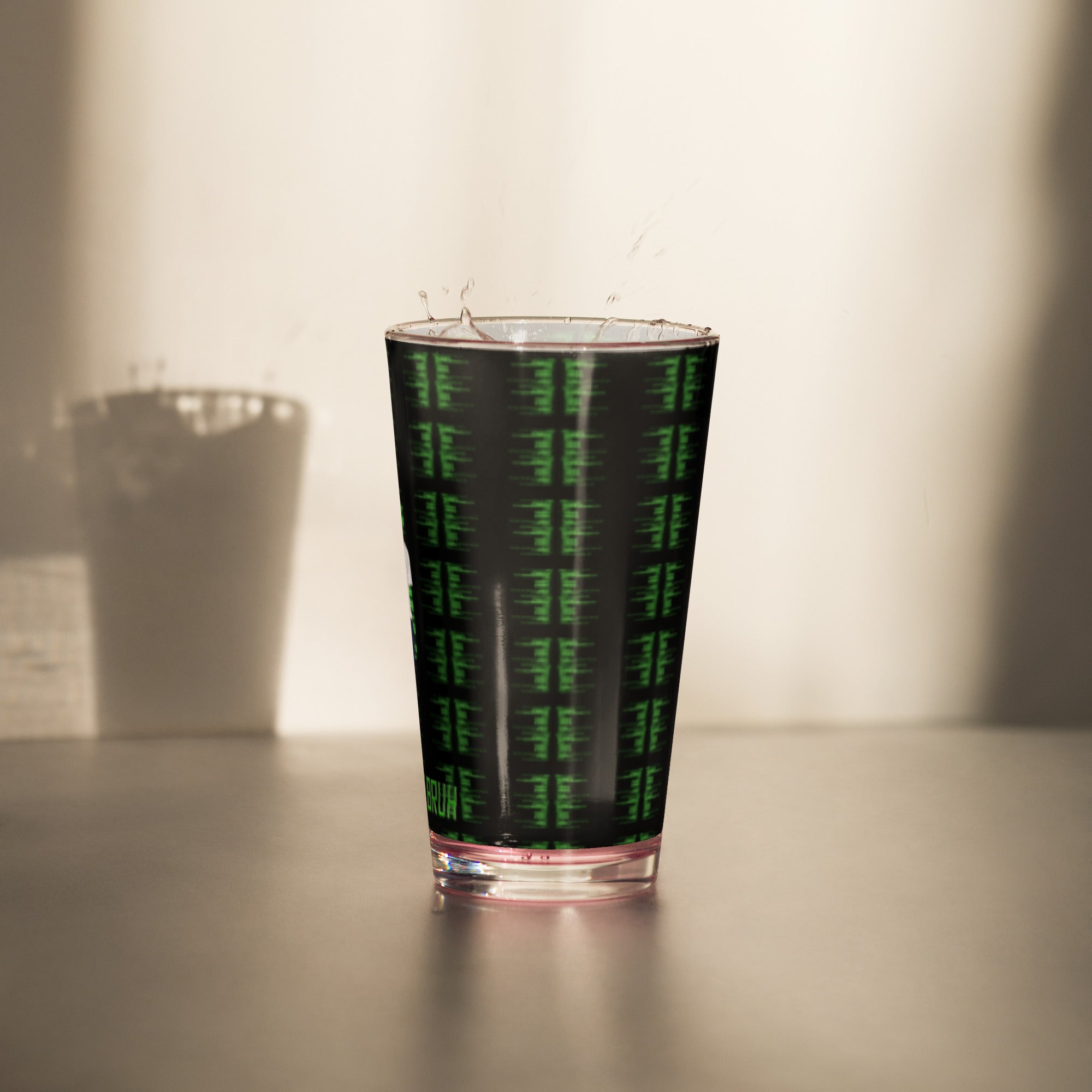 Gigabyte Shaker pint glass